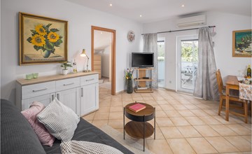 Lovely apartment in Musalez with WiFi 3