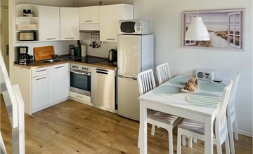 Awesome apartment in Friedrichskoog 2