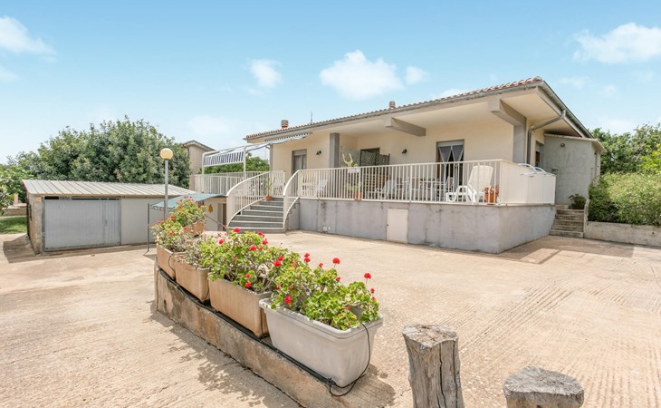 4 bedroom awesome home in Modica 1
