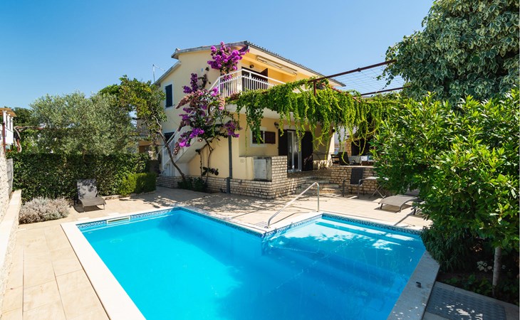 Awesome home in Vinisce with WiFi 1