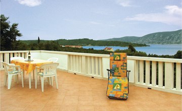 Awesome apartment in Kneze with kitchen 3