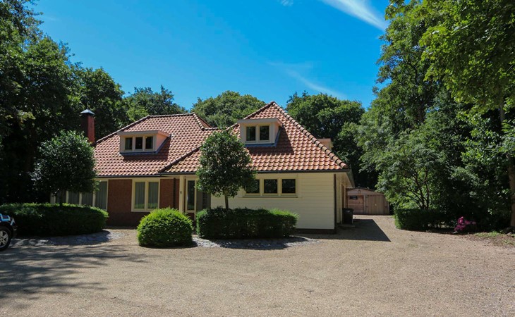 Family house Renesse for luxury, privacy and fun at top location 1