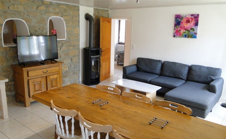 Saine Montagne du Jura mit Spa Sauna Fluss 1