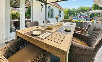 Beautiful home in Bredene 2