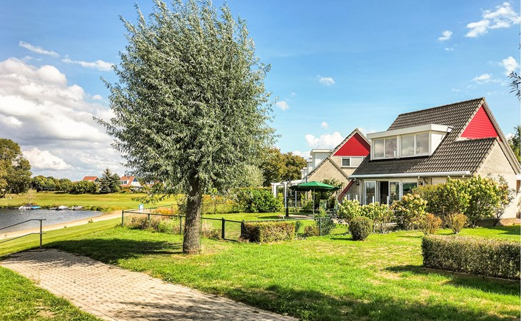 Nice home in Stevensweert with WiFi 1