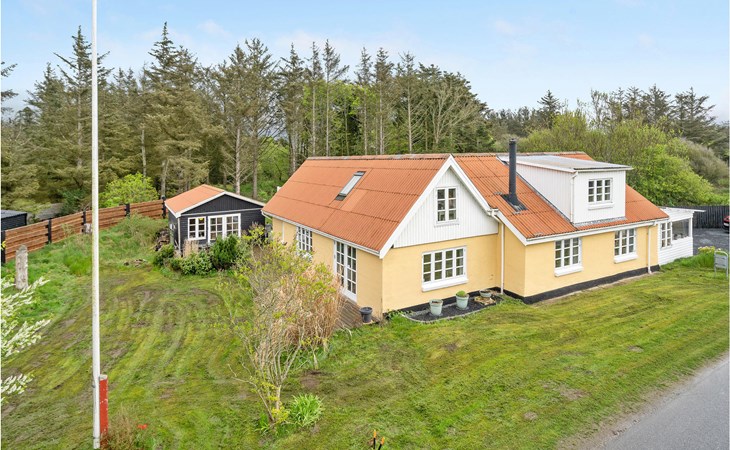 4 bedroom lovely home in Løkken 1