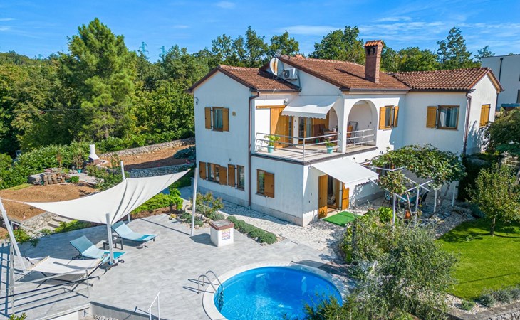 Vacation Apartment Helga 1