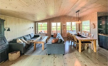 4 bedroom gorgeous home in Nord-Torpa 3