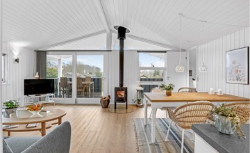 Nice home in Hejls with WiFi 3