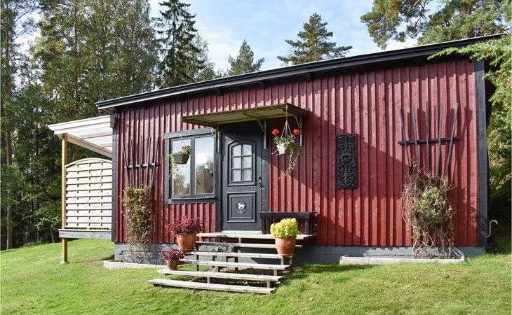 Beautiful home in Finspång with WiFi 1
