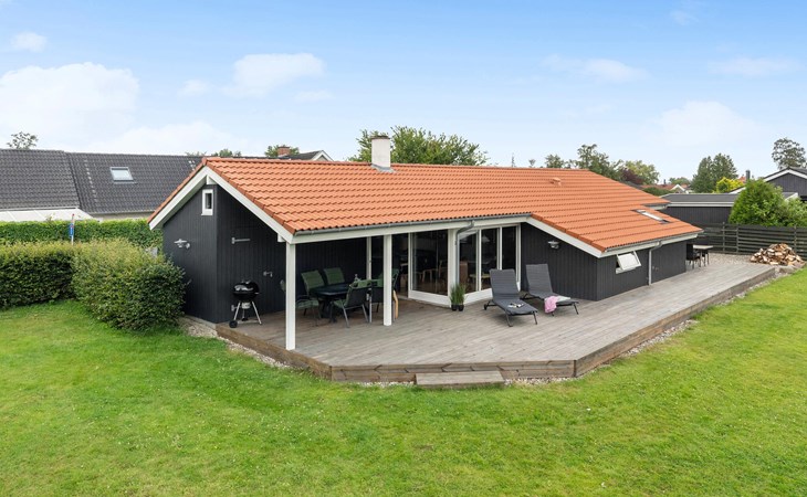 Beautiful home in Børkop with sauna 1