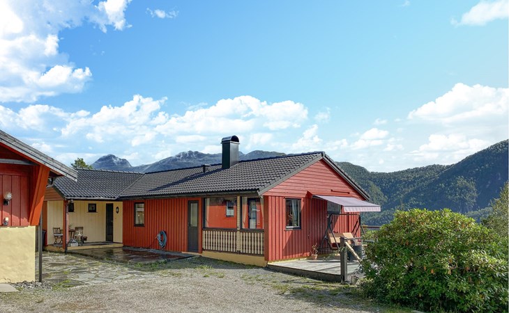 3 bedroom nice home in Florø 1