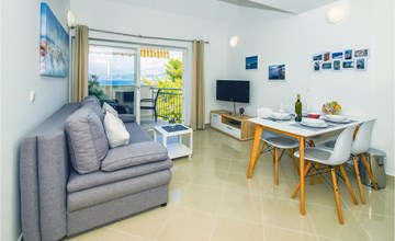 Nice apartment in Postira with WiFi 2