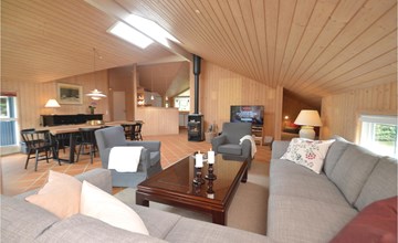 Nice home in Væggerløse with kitchen 2