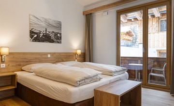 mit 3 Schlafzimmern 3