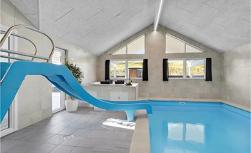 Cozy home in Hvide Sande with WiFi 2