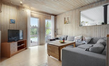 Nice home in Ebeltoft with kitchen 3