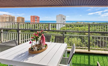Prachtig appartement in Valencia met uitzicht op zee. 2