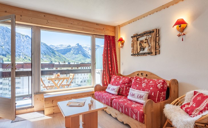 Le Bec Rouge (The Lake) 1