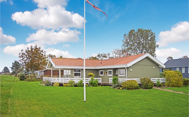 Beautiful home in Juelsminde with Sauna, WiFi and 4 Bedrooms 1