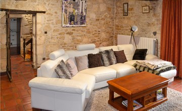 Nice home in Saint-Jean-d'Angle 3
