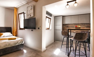 Cozy home in Turanj with WiFi 3