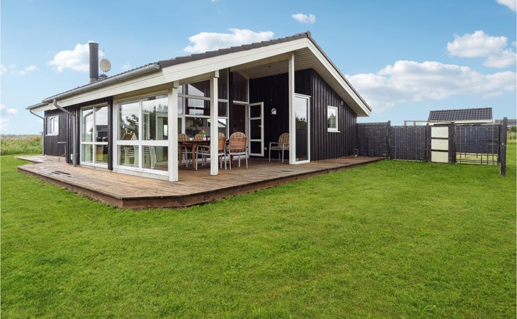 Lovely home in Storvorde with sauna 1