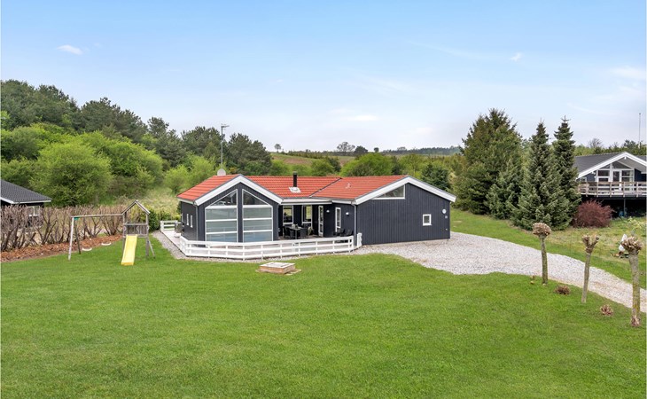 Stunning home in Ebeltoft with kitchen 1