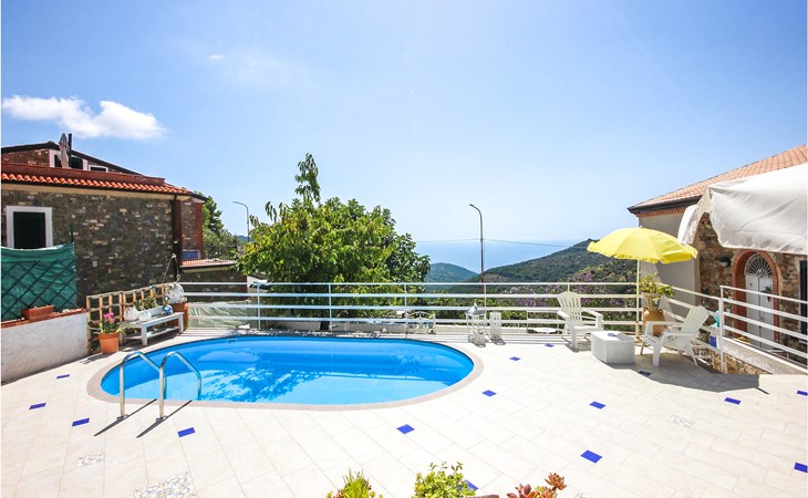 3 bedroom stunning home in Casalsottano 1