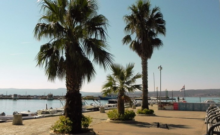 Familienappartement Balkon und Loggia mit Meerblick 1