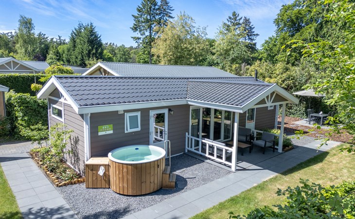 Wellness Cottage met hottub en sauna | 4 personen 1