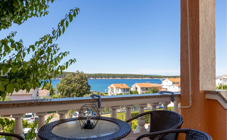Cozy apartment in Barbat na Rabu 1