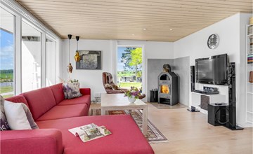 4 bedroom awesome home in Odder 2