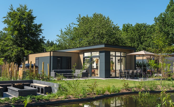 Essenburgh Deluxe met Hottub | 6 personen 1
