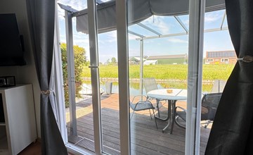 Ela mit Holzgrill, Garten und Terrasse 3