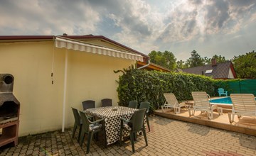 Privathaus mit Pool und Garten in Siofok 3