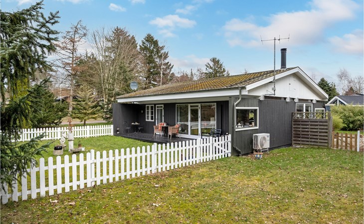 3 bedroom gorgeous home in Gilleleje 1