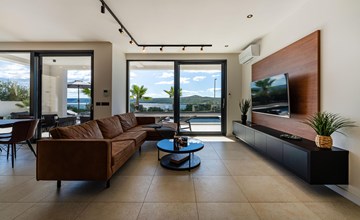 Beautiful home in Posedarje with WiFi 3