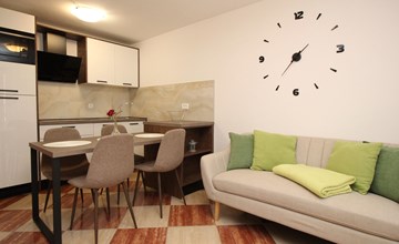 Modern eingerichtete Apartment für 4 Personen ideal für Famillien mit Kinder im 2