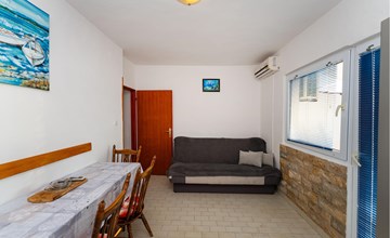 2 bedroom lovely apartment in Novigrad 3