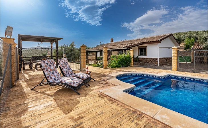 Awesome home in Montefrío 1