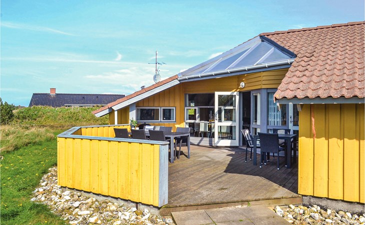 Gorgeous home in Hvide Sande with sauna 1