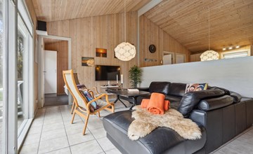 Beautiful home in Oksbøl with sauna 3
