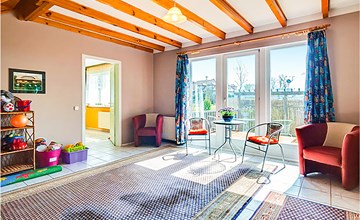 Lovely home in Kolobrzeg with kitchen 3