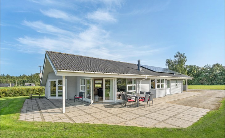 Nice home in Hovborg with sauna 1