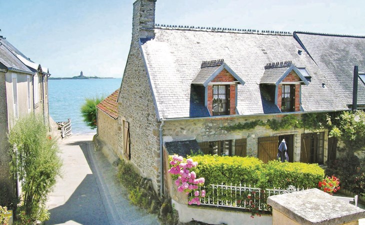 2 bedroom awesome home in Morsalines 1