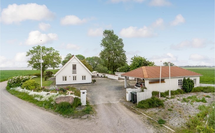 3 bedroom amazing home in Nakskov 1