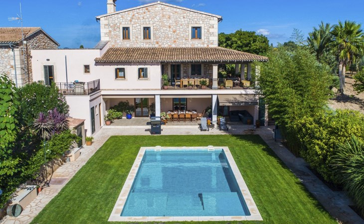 Luxuriöse Ferienvilla auf Mallorca 1
