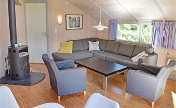 3 bedroom nice home in Græsted 2