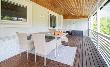 6 bedroom pet friendly home in Vittaryd 2